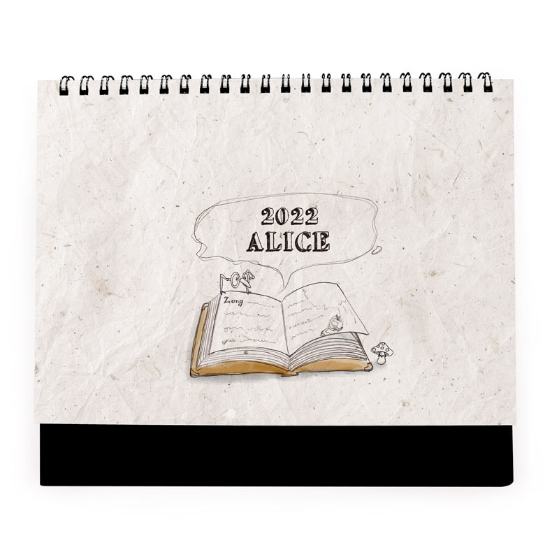 右腳設計-2022桌曆設計-Alice愛麗絲勇闖夢境-桌曆設計印刷,三角桌曆,桌曆設計公版,桌曆設計範例